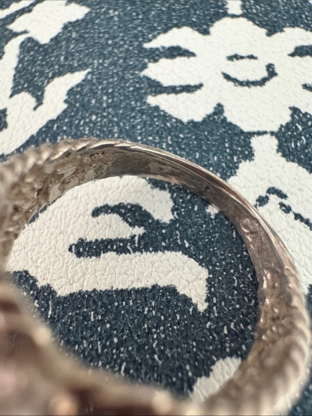 Vintage Sterling Silver Filigree Ring with Hematite Marquise Stone - Picture 2 of 5